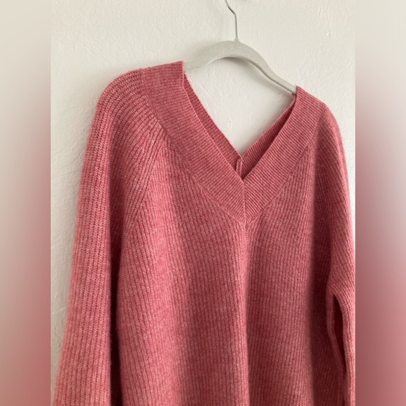 Pink Wool Blend Knit Sweater V Neck Oversized Boxy by Primark Cares Size Large - Picture 4 of 12